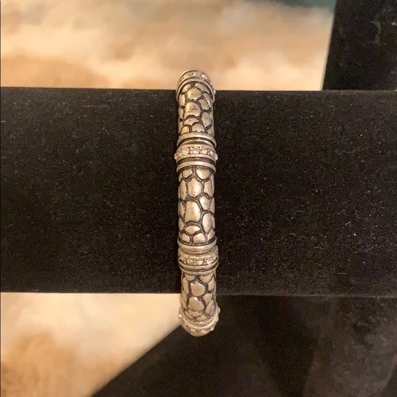 Lia Sophia cheetah and rhinestone stretch bracelet - Picture 1 of 6